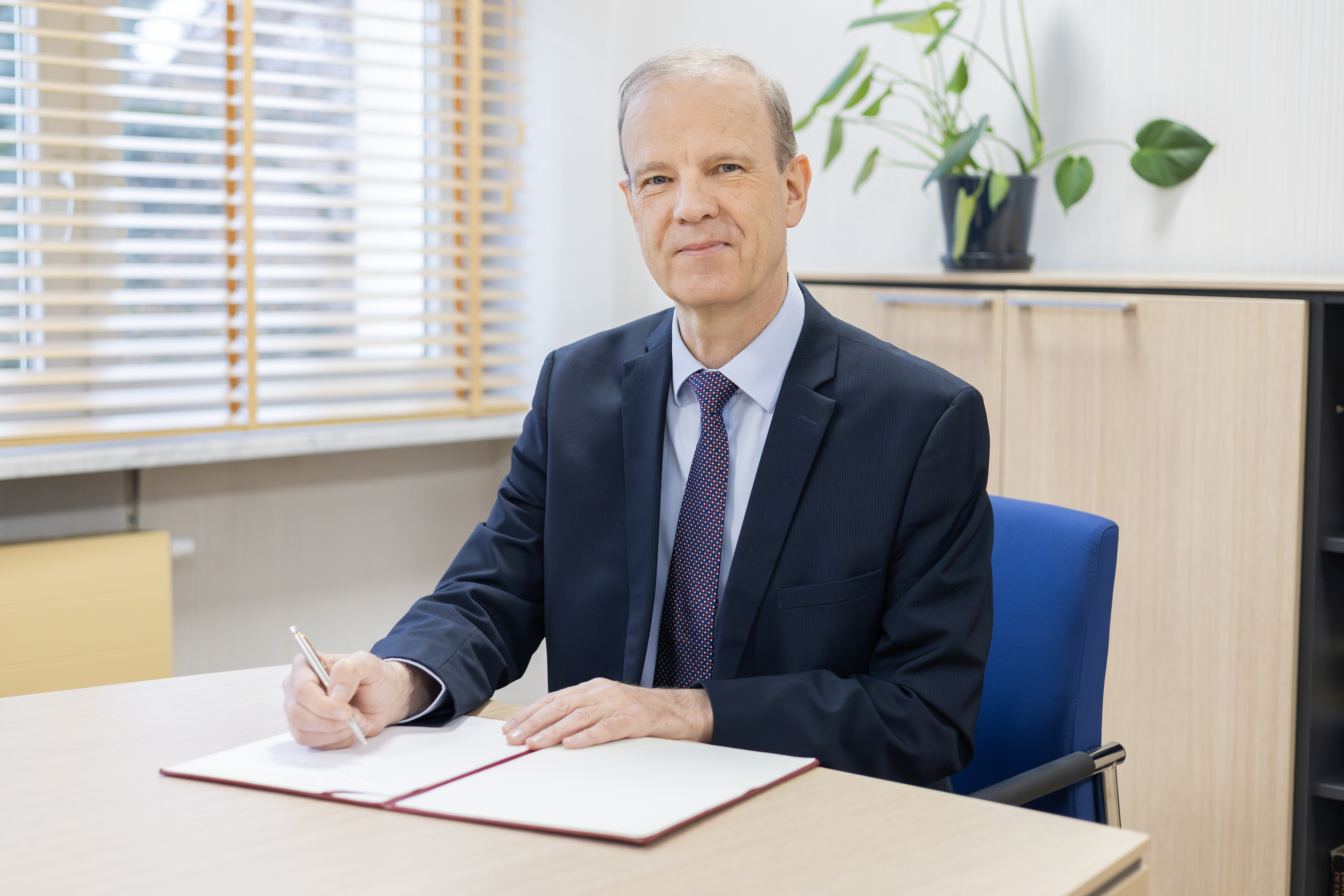 p.o. Rektor Uniwersytetu Komisji Edukacji Narodowej w Krakowie dr hab. Wojciech Bąk, prof. UKEN